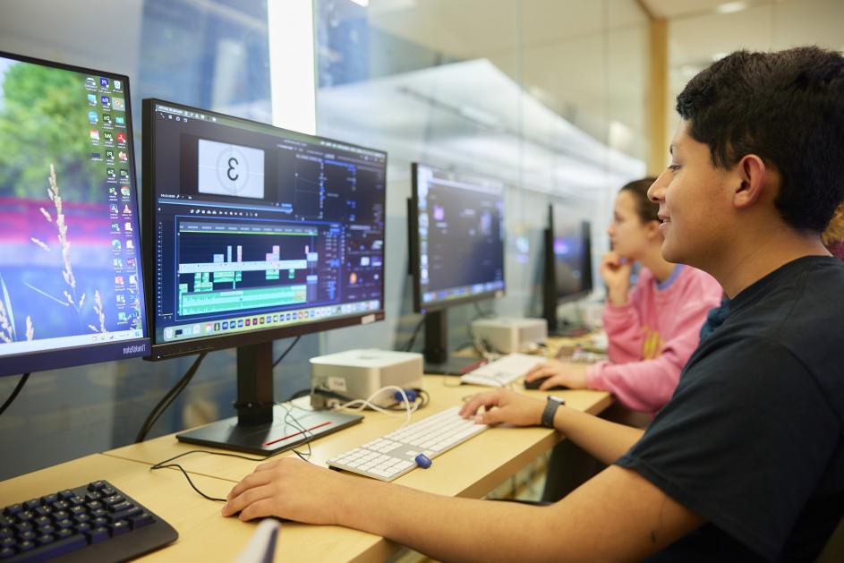 Students in a computer classroom.